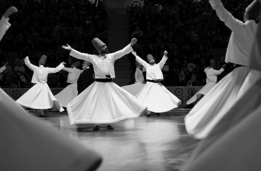 Şeb-i Arus Nedir? Mevlânâ’nın Vuslat Gecesinin Anlamı ve Etkinlikleri