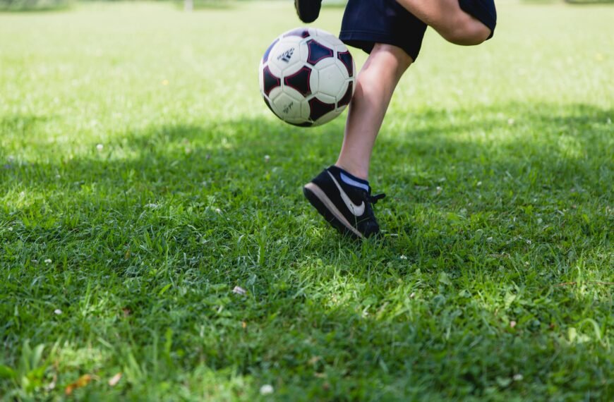 Sporun Çocuklar ve Gençler Üzerindeki Etkileri: Fiziksel, Zihinsel ve Sosyal Gelişim